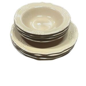 Home Trends Dishes